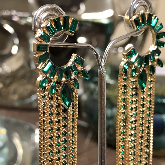 GUESS Crystal Semi-circle & Fringe Chandelier Earrings - Picture 8 of 12